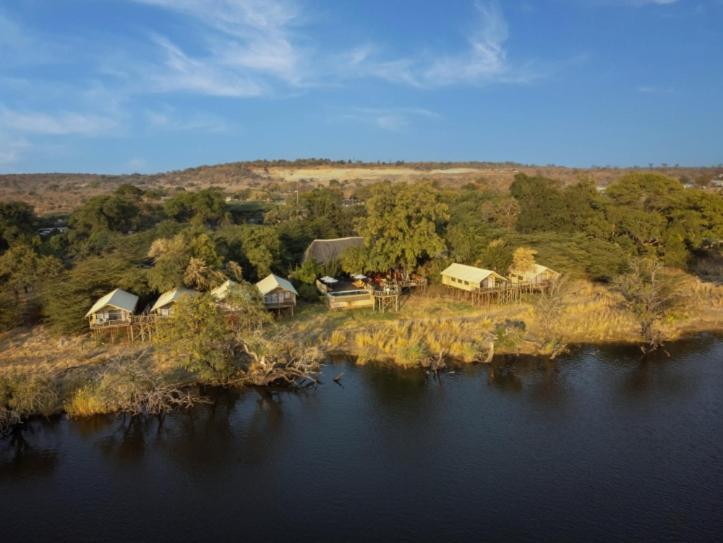Jackalberry Chobe Hotell Kasane Exteriör bild