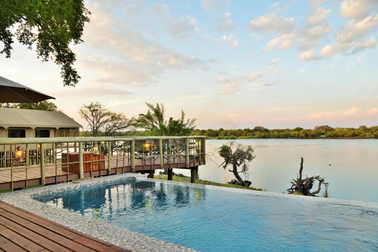 Jackalberry Chobe Hotell Kasane Exteriör bild
